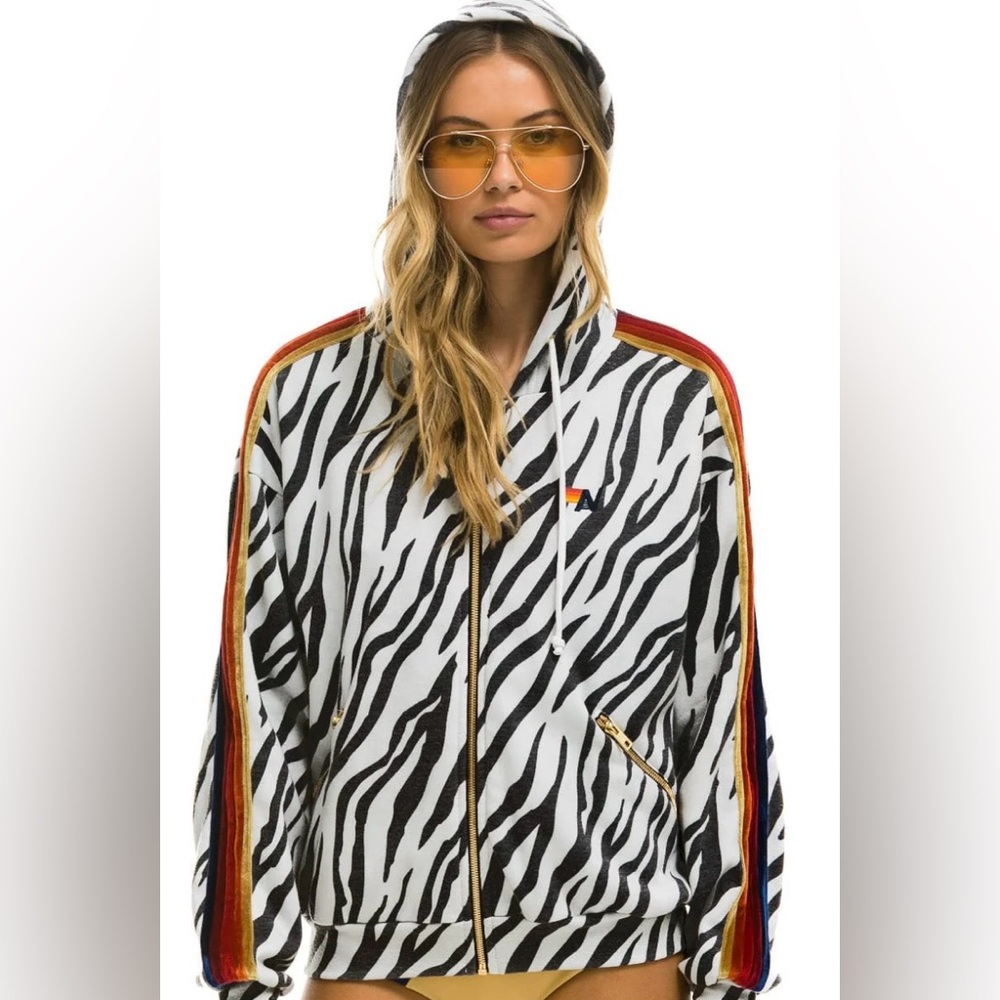 CLASSIC RELAXED ZIP HOODIE WITH POCKETS - ZEBRA